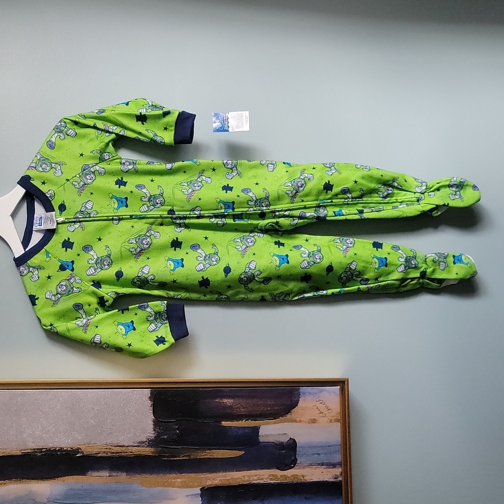 NWT Disney Toy Story Onesie Pajamas Size 4T; New